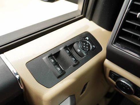 Used 2020 Ford F150 XLT RWD image 29