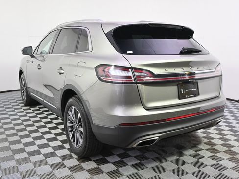 Used 2023 Lincoln Nautilus Reserve AWD/4WD image 4