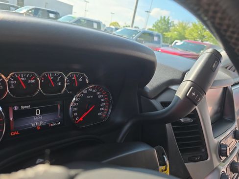 Used 2015 GMC Yukon XL SLE w/ Convenience Package RWD image 26