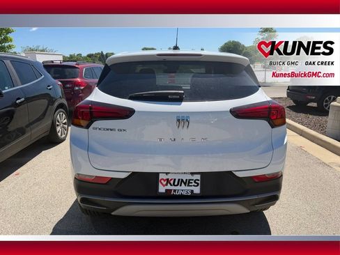 Used 2025 Buick Encore GX Preferred FWD image 5