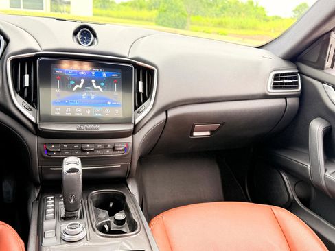 Used 2019 Maserati Ghibli image 13