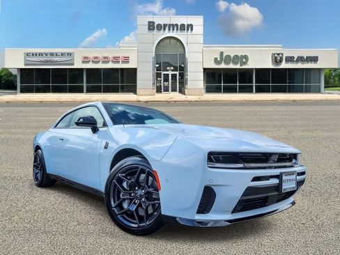 Used 2026 Dodge Charger Scat Pack w/ Blacktop Package AWD/4WD image 2