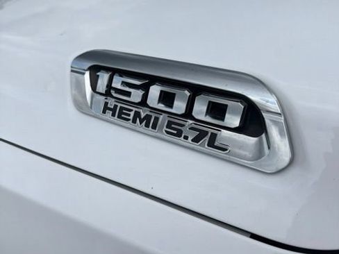 Used 2019 RAM 1500 Big Horn AWD/4WD image 15