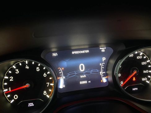 Used 2018 Jeep Compass Trailhawk w/ Cold Weather Group AWD/4WD image 21