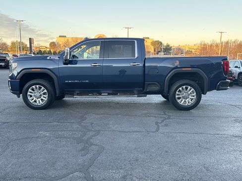 Used 2021 GMC Sierra 2500 Denali w/ Denali Ultimate Package image 12