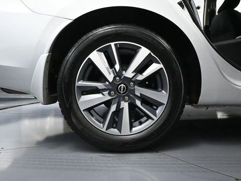 Used 2024 Nissan Versa S w/ S Plus Package image 15