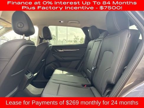 New 2025 VinFast VF 8 Eco image 13