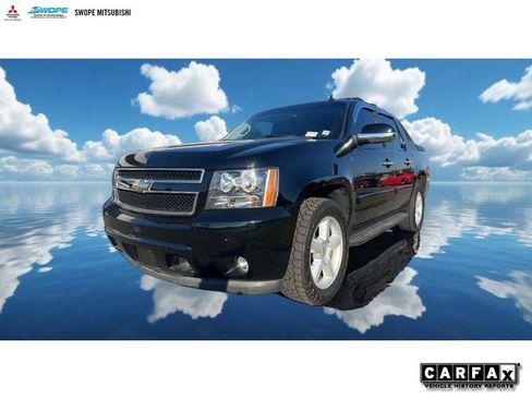 Used 2008 Chevrolet Avalanche LT w/ Convenience Package #1 image 6