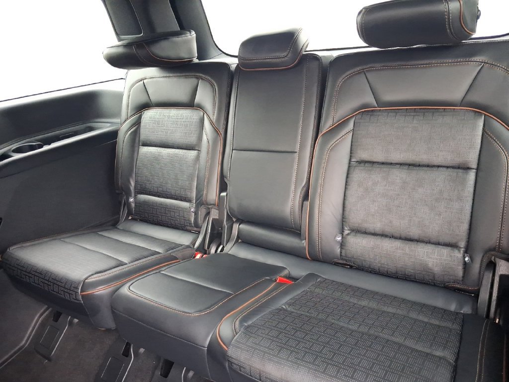 Used 2025 Lincoln Navigator Black Label AWD/4WD image 40
