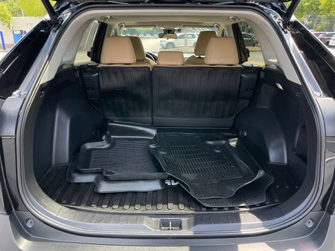 Used 2022 Toyota RAV4 XLE Premium FWD image 41