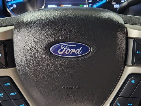 Used 2022 Ford F350 Lariat w/ Lariat Value Package AWD/4WD image 51