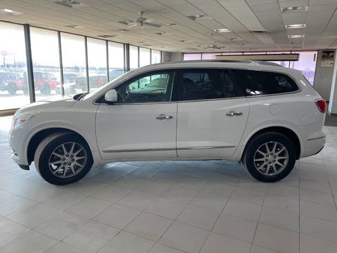 Used 2017 Buick Enclave Leather image 4