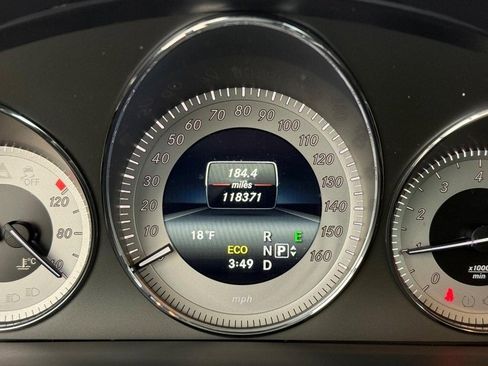 Used 2014 Mercedes-Benz GLK 350 4MATIC image 17