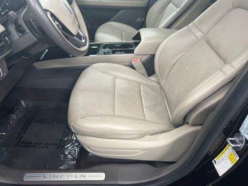 Used 2020 Lincoln Corsair AWD w/ Premium Package image 15