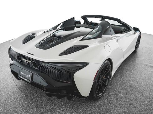 New 2025 McLaren Artura Spider image 5