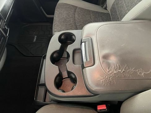 Used 2018 RAM 2500 SLT AWD/4WD image 22