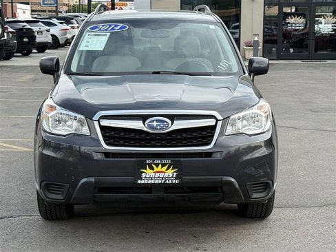Used 2014 Subaru Forester 2.5i Premium AWD/4WD image 2