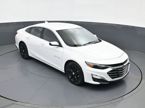 Used 2020 Chevrolet Malibu LT FWD image 15
