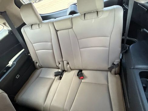 Used 2022 Honda Pilot Touring image 26