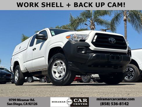 Used 2020 Toyota Tacoma SR image 1