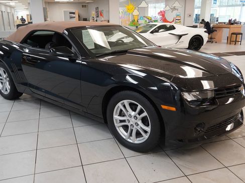 Used 2015 Chevrolet Camaro LT RWD image 12