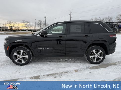 New 2026 Jeep Grand Cherokee Limited image 2
