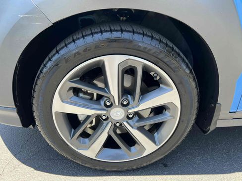 Used 2018 Hyundai Kona Limited AWD/4WD image 39