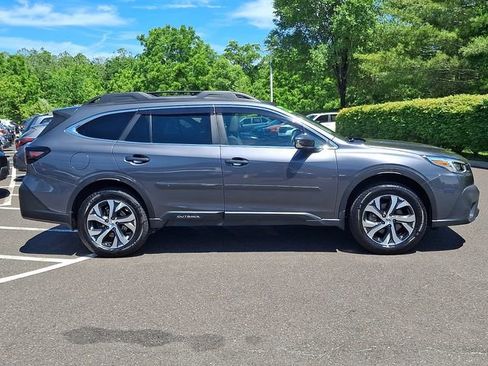 Used 2022 Subaru Outback Limited AWD/4WD image 7