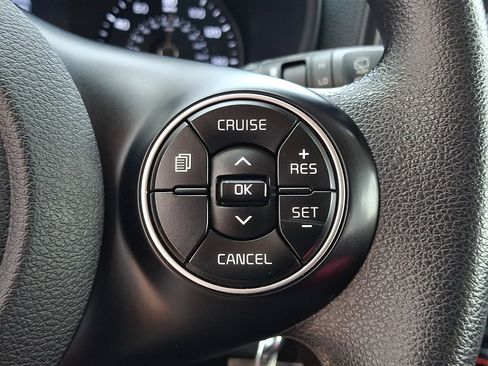Used 2020 Kia Soul LX FWD image 22