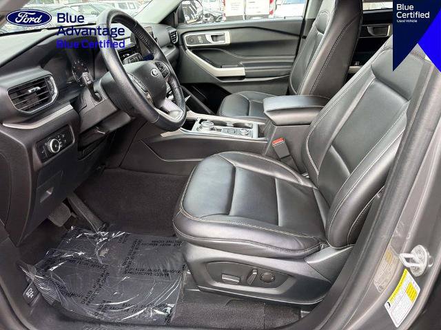 Certified 2023 Ford Explorer XLT w/ Equipment Group 202A AWD/4WD image 19