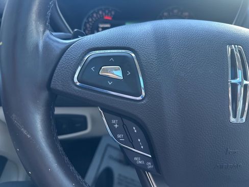 Used 2016 Lincoln MKC Reserve image 21