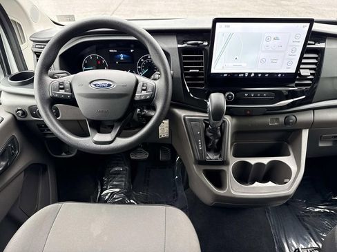 Used 2024 Ford Transit 350 XLT RWD image 3