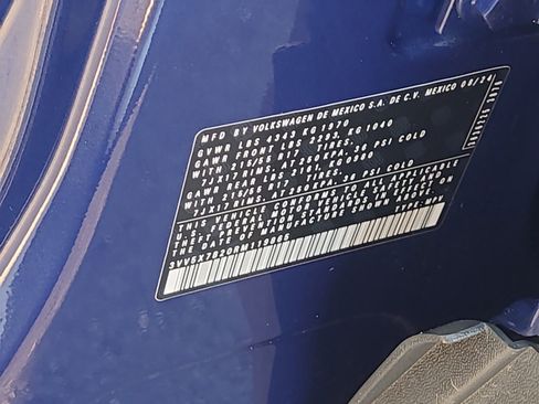 Used 2024 Volkswagen Taos S image 31