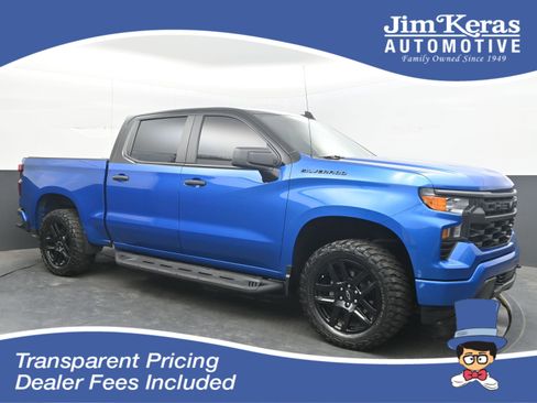 Used 2022 Chevrolet Silverado 1500 Custom AWD/4WD image 1