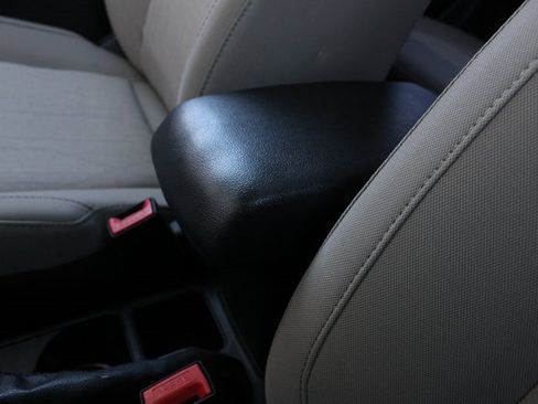 Used 2018 Ford EcoSport SE w/ SE Convenience Package image 20