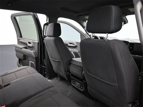 Used 2024 Chevrolet Silverado 2500 LT image 20