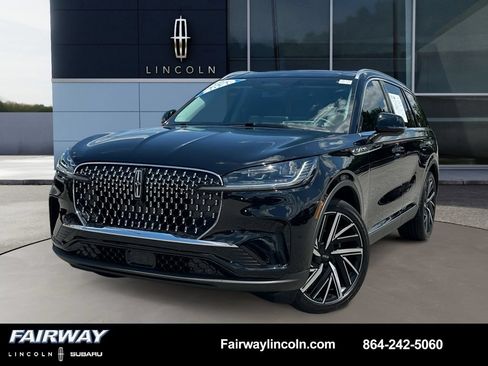 Used 2025 Lincoln Aviator Reserve w/ Equipment Group 201A AWD/4WD image 1