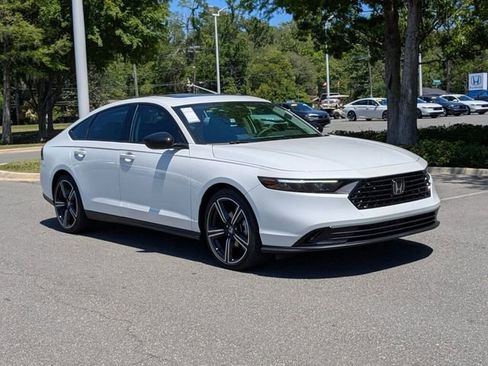 New 2026 Honda Accord SE image 1