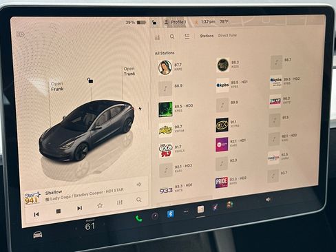 Used 2022 Tesla Model 3 Long Range image 16