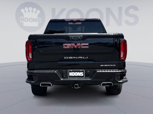 Used 2023 GMC Sierra 1500 Denali w/ Technology Package AWD/4WD image 5