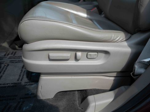 Used 2012 Honda Odyssey EX-L image 12