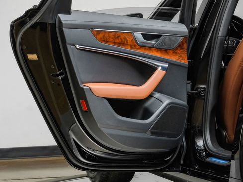 Used 2023 Audi A6 2.0T Premium w/ Convenience Package image 46