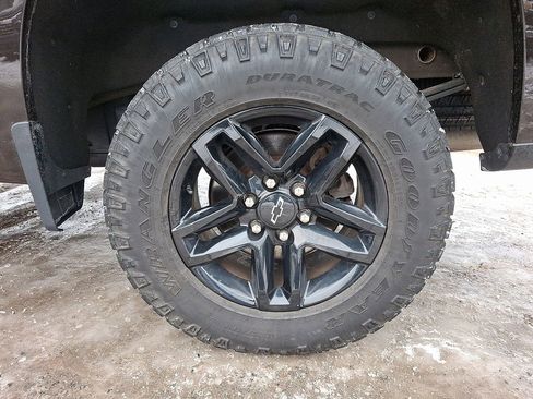 Used 2020 Chevrolet Silverado 1500 LT Trail Boss w/ Convenience Package image 12