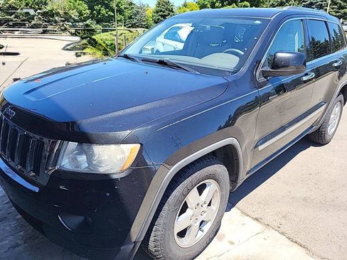 Used 2011 Jeep Grand Cherokee Laredo w/ Security & Convenience Group AWD/4WD image 1