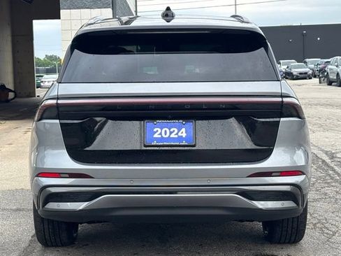 Used 2024 Lincoln Nautilus Reserve w/ Equipment Group 202A AWD/4WD image 6