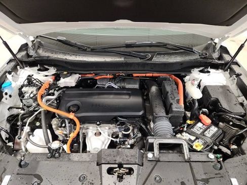 Certified 2024 Honda CR-V Sport image 9