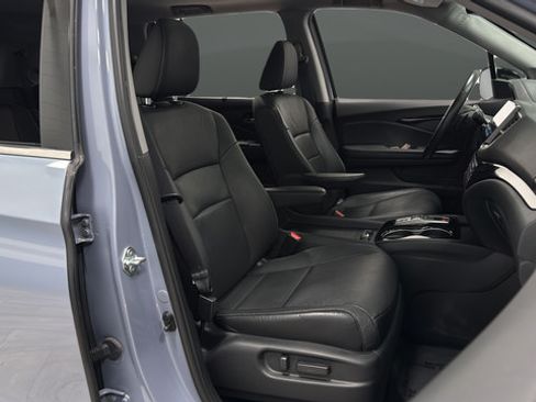 Used 2022 Honda Pilot Touring image 25
