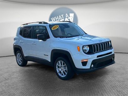 Used 2022 Jeep Renegade Latitude w/ Convenience Group