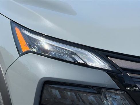New 2026 Nissan Rogue SV FWD image 31