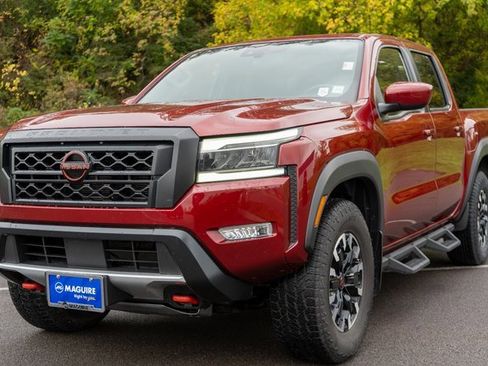 Used 2022 Nissan Frontier PRO-4X w/ Technology Package image 2